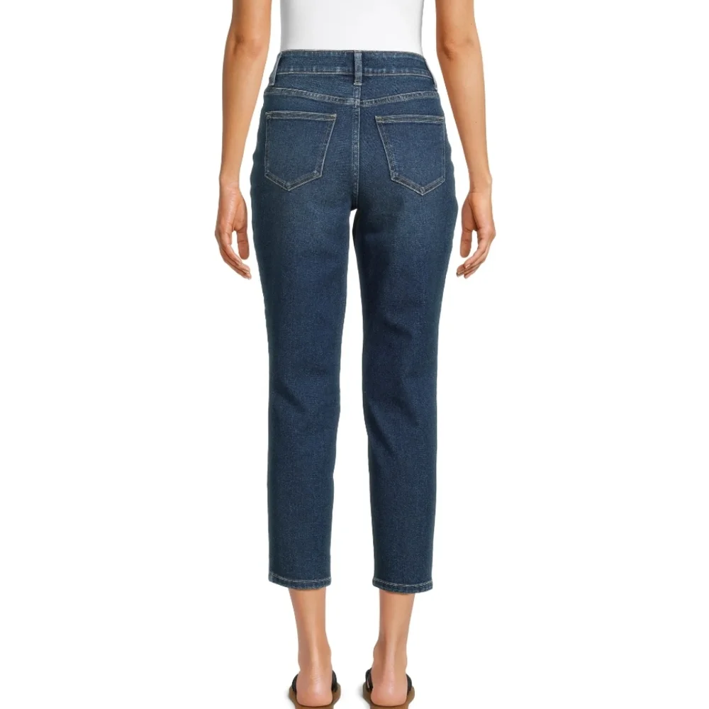 Time and Tru Women's Size 18 High Rise Mom Jeans Dark Wash